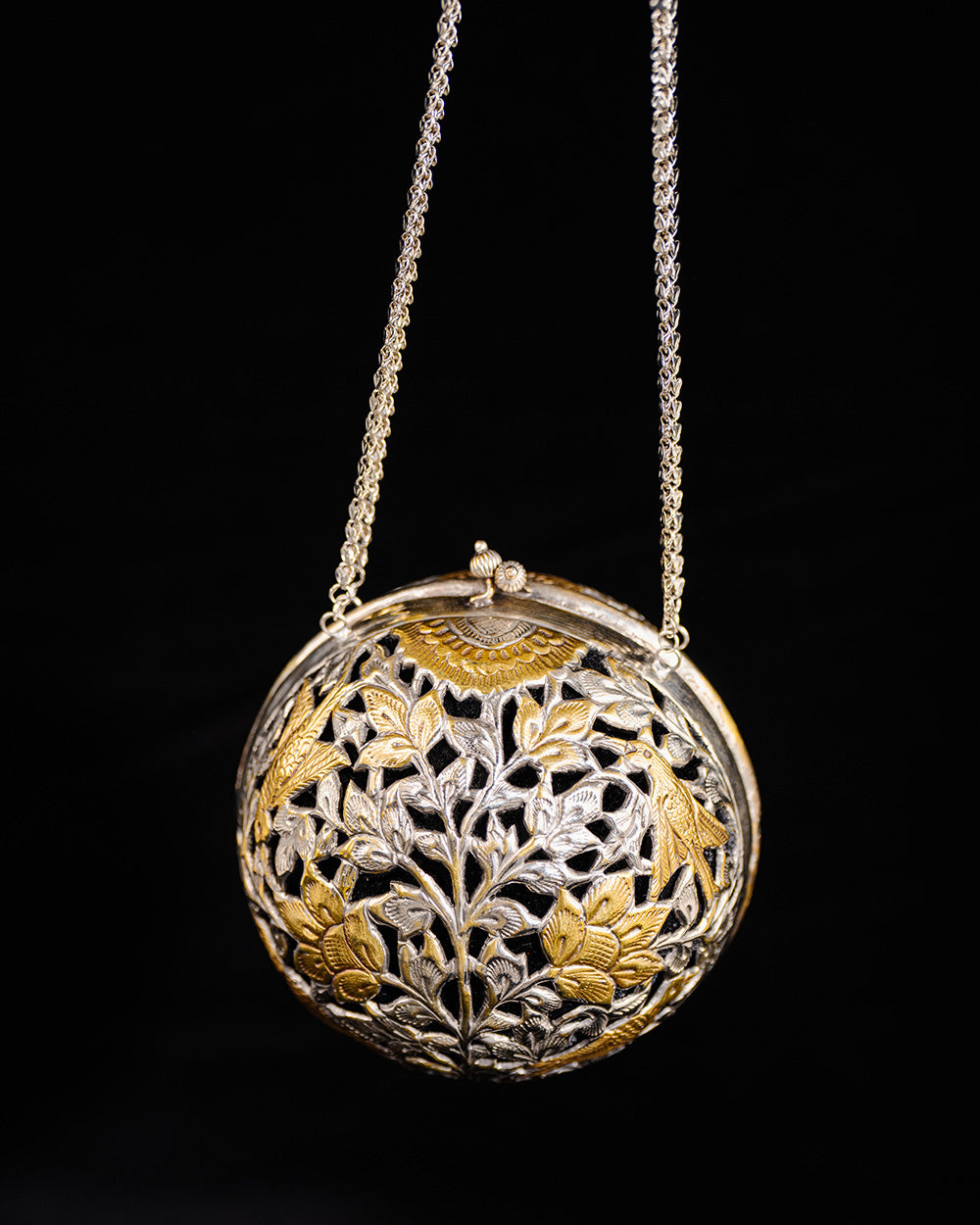 Daira Bag